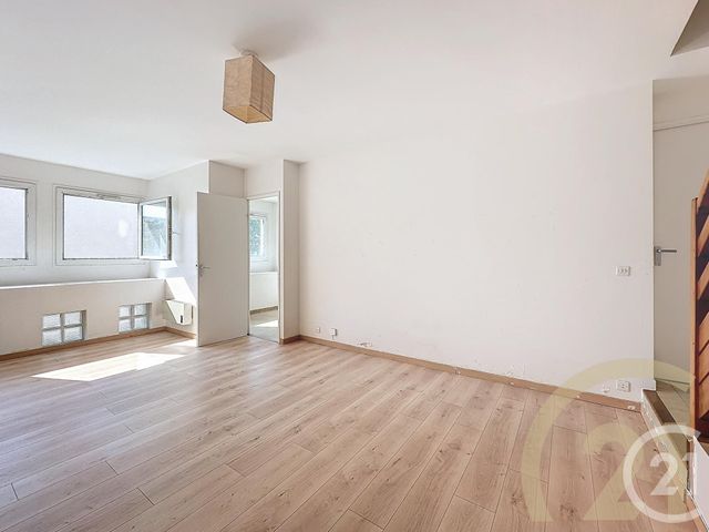 Appartement F4 à vendre - 4 pièces - 79.36 m2 - VILLEJUIF - 94 - ILE-DE-FRANCE - Century 21 K.B. Immobilier